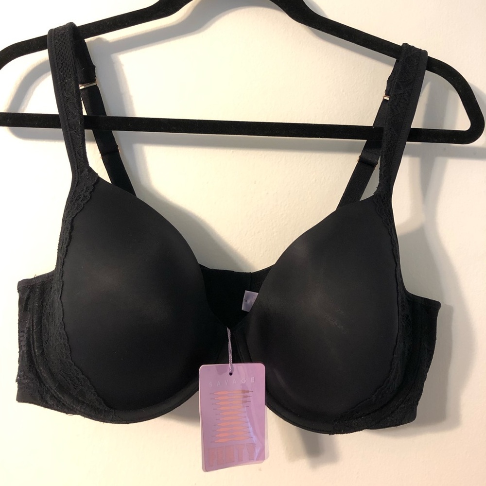 New Savage X Fenty 40D Black Lace T-Shirt Bra!